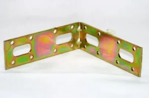 זוית לעץ בגודל 100x100x35 מ"מ - דגם A-011 לחיבור מדויק בזווית ישרה