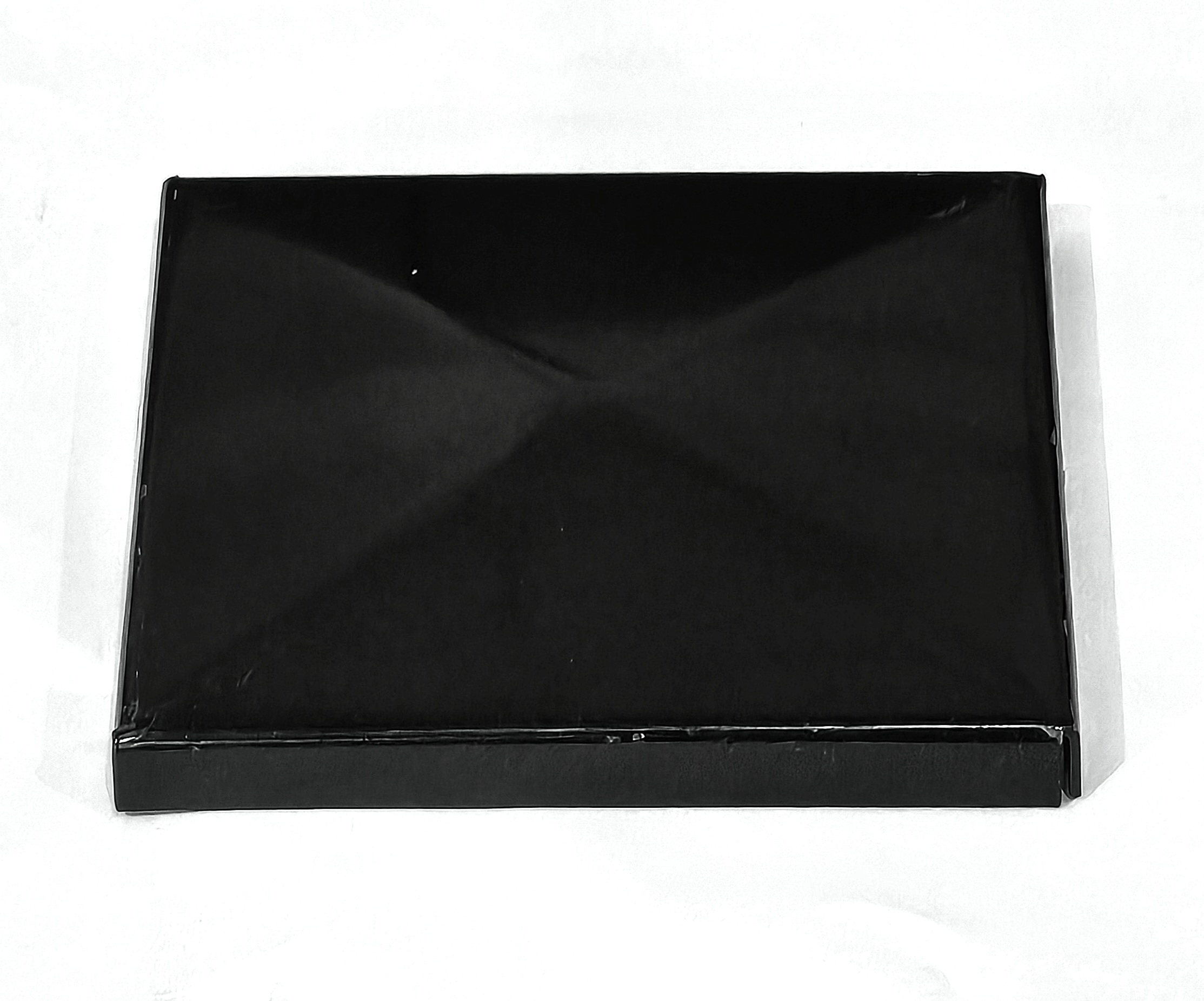 מכסה-135-135-שחור מכסה 135×135 מ"מ שחור לעמודי עץ ומתכת – דגם G-077B